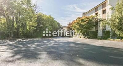 Appartement - 84 m² - 3 pièces