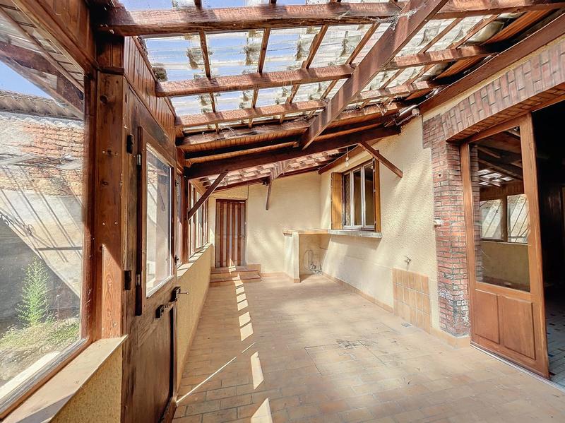 Maison - 210 m² - 9 pièces