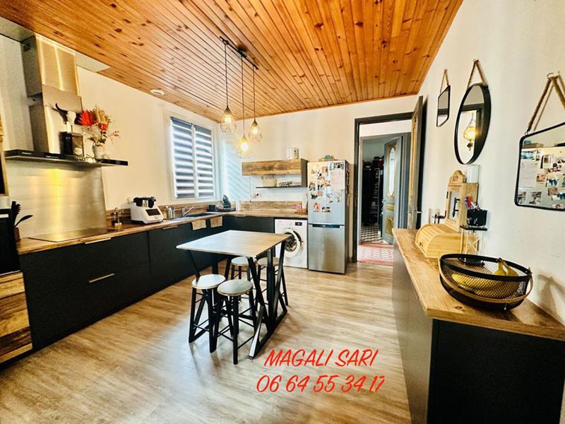 Maison - 140 m² - 7 pièces