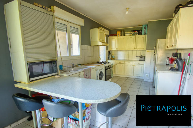 Villa - 220 m² - 8 pièces