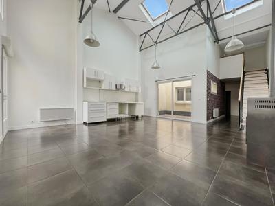 Maison - 102 m² - 4 pièces