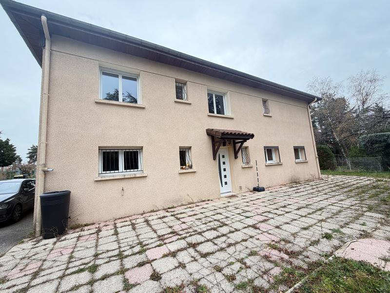 Maison ancienne - 185 m² - 9 pièces