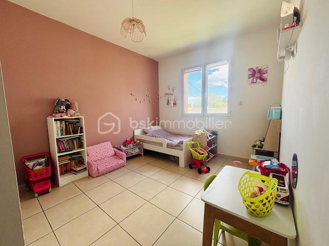 Maison traditionnelle - 84 m² - 4 pièces