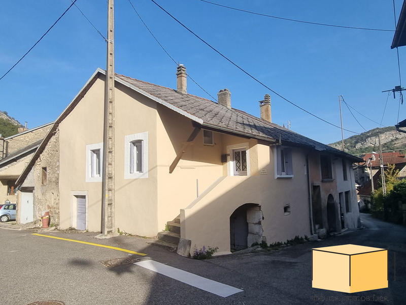 Maison ancienne - 56 m² - 1 pièce