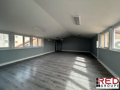 Bureau - 100 m²