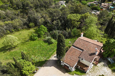 Propriété - 285 m² - 9 pièces