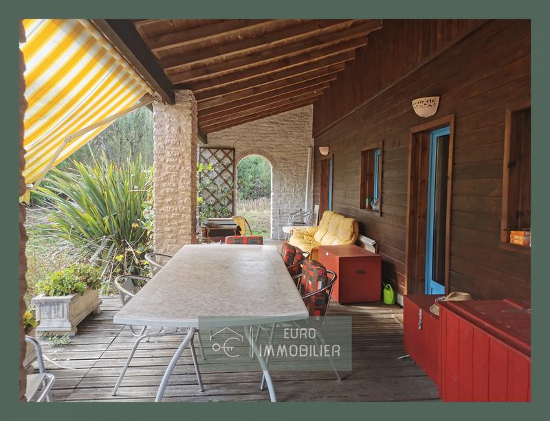 Maison - 170 m² - 8 pièces