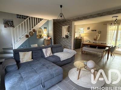 Maison - 143 m² - 6 pièces