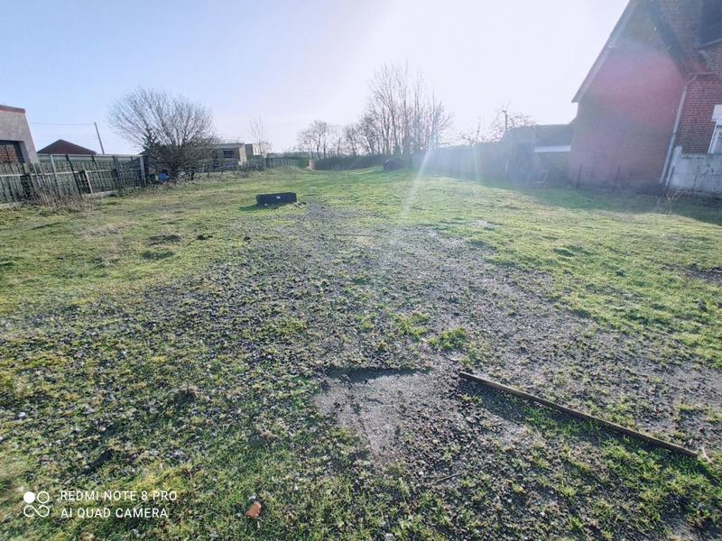 Terrain constructible - 1 984 m²