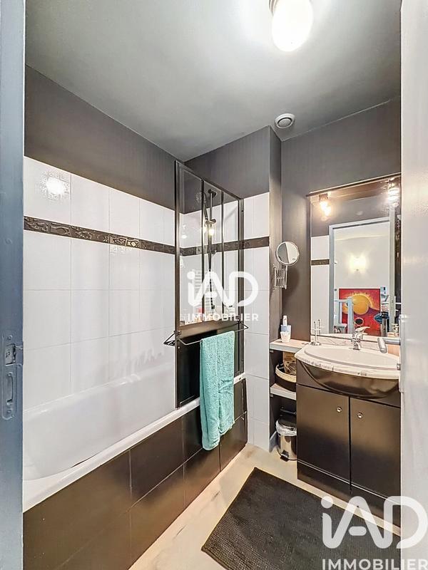 Maison - 94 m² - 5 pièces