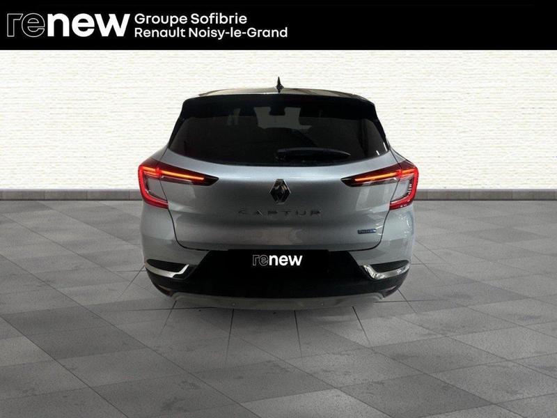 Renault Captur E-Tech Plug-in 160 Intens