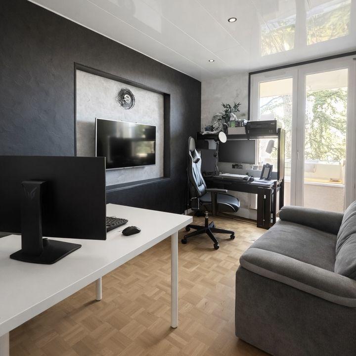 Appartement - 80 m² - 4 pièces