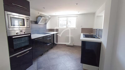 Maison - 122 m² - 5 pièces