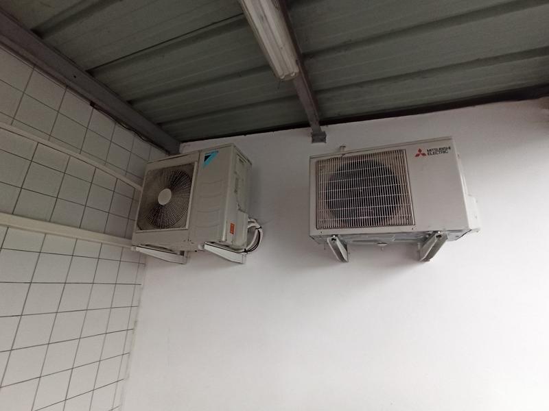 Fonds de commerce - 448 m²