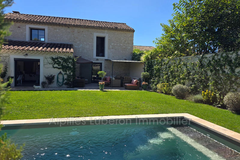 Maison - 102 m² - 4 pièces