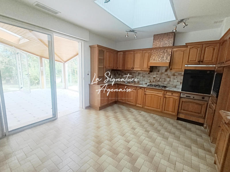 Maison - 167 m² - 6 pièces