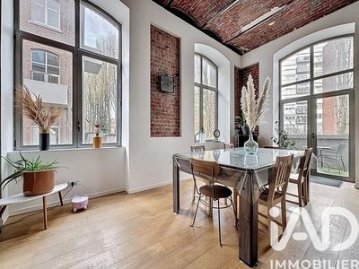 Appartement - 90 m² - 4 pièces