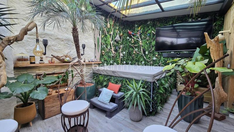 Maison de village - 120 m² - 4 pièces