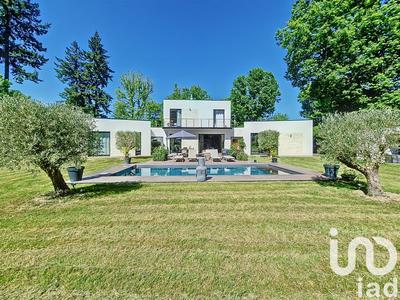 Maison de maîtres - 262 m² - 8 pièces