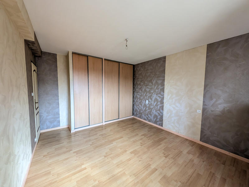 Maison - 153 m² - 7 pièces