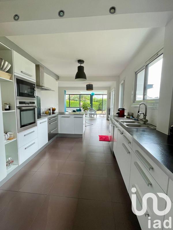 Maison - 195 m² - 6 pièces