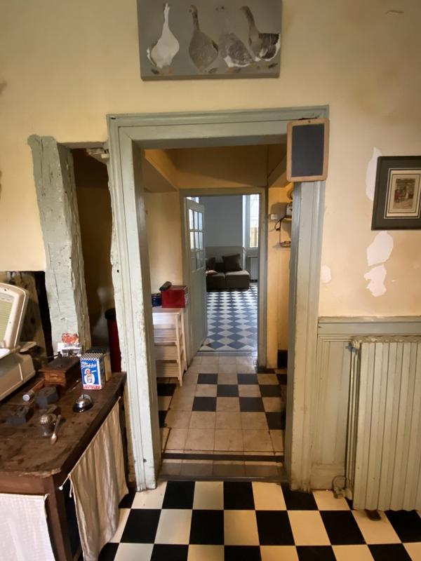 Maison - 350 m² - 11 pièces