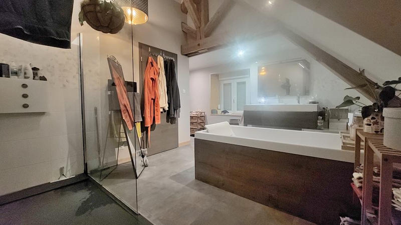 Duplex - 142 m² - 5 pièces