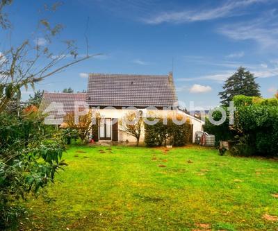 Maison - 95 m² - 6 pièces