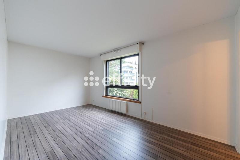 Appartement - 138 m² - 5 pièces