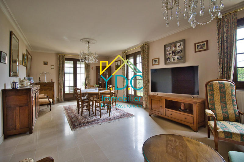 Maison - 121 m² - 6 pièces