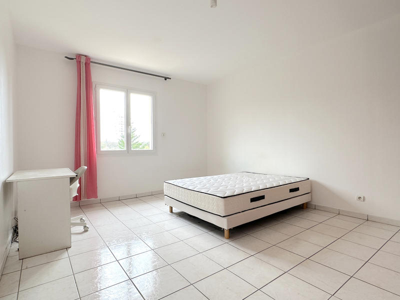 Maison - 207 m² - 10 pièces