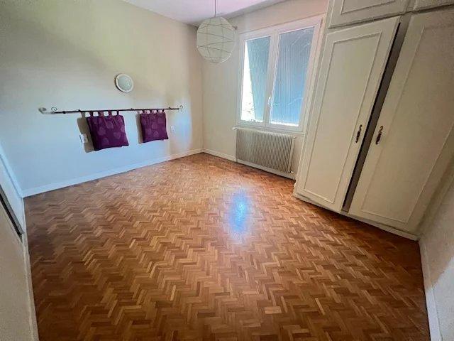 Maison de village - 296 m² - 10 pièces