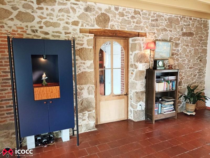 Propriété - 217 m² - 10 pièces