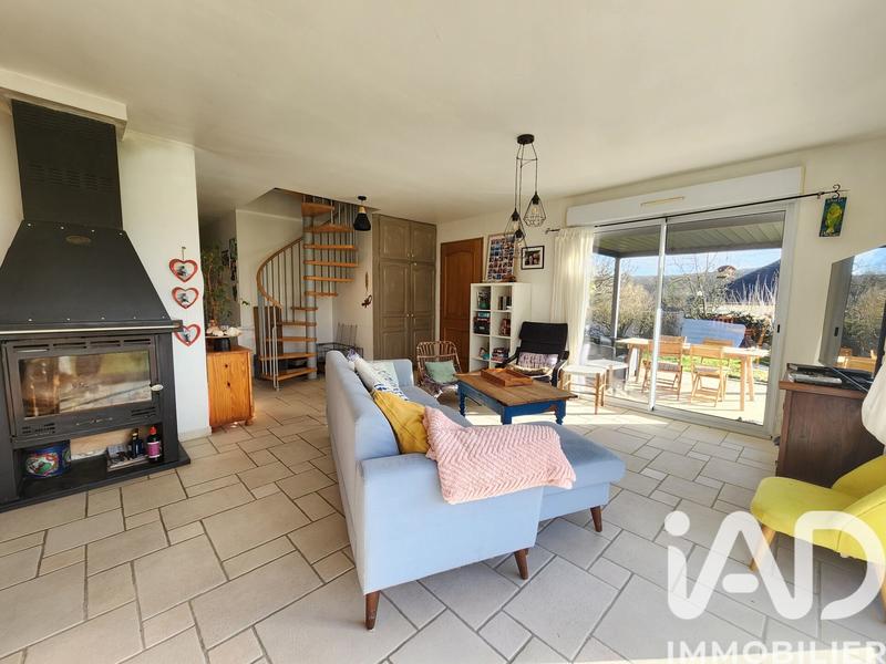 Maison - 159 m² - 7 pièces