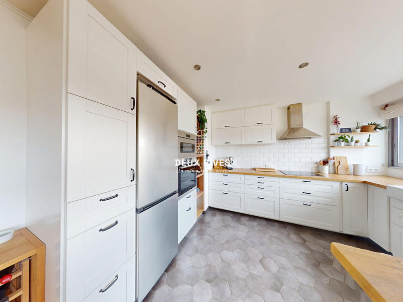 Appartement - 105 m² - 4 pièces