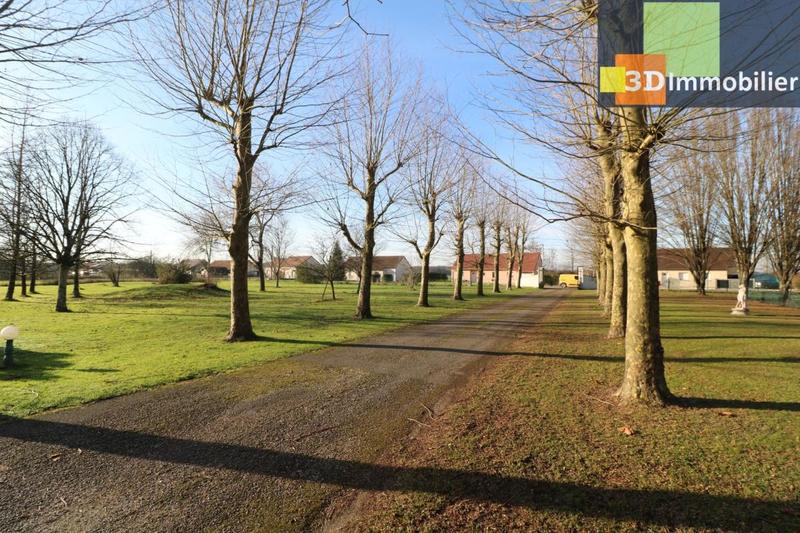 Maison - 291 m² - 12 pièces