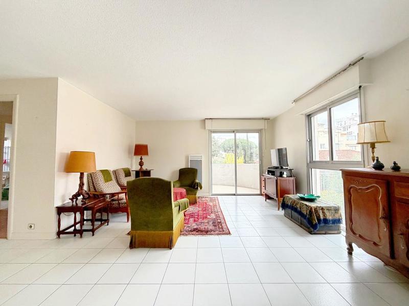 Appartement - 89 m² - 4 pièces