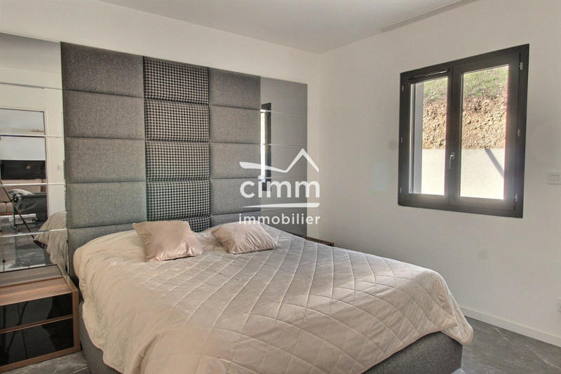 Villa - 100 m² - 4 pièces