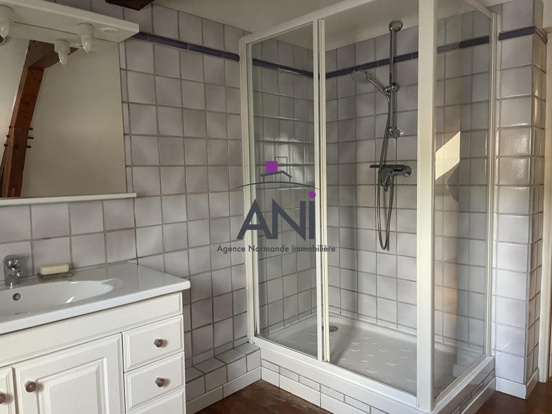 Maison - 311 m² - 8 pièces