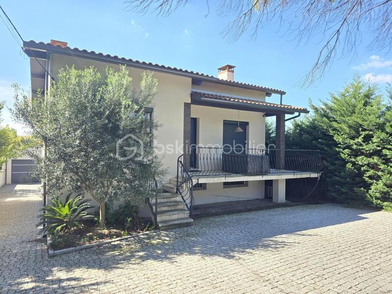 Maison - 170 m² - 6 pièces