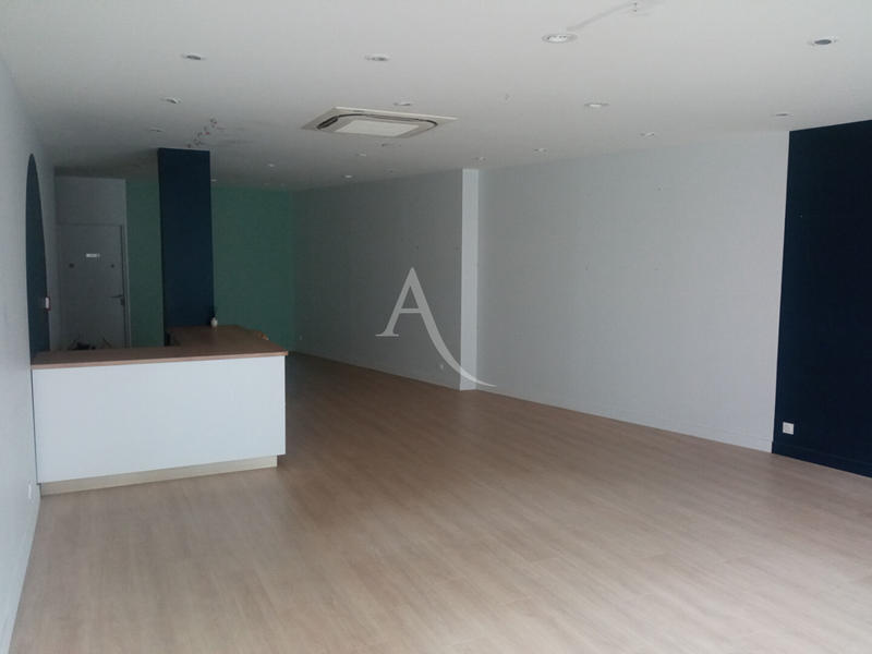 Local commercial - 80 m²