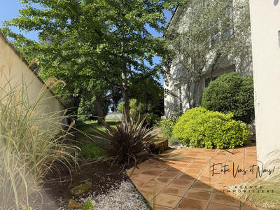 Maison ancienne - 432 m² - 10 pièces