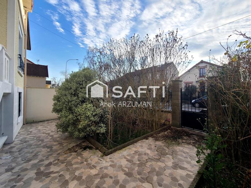 Maison - 277 m² - 6 pièces