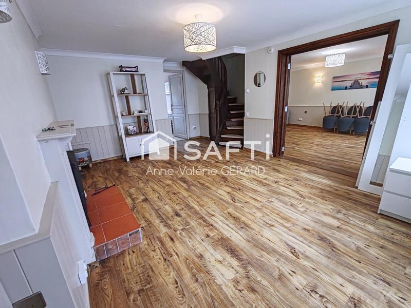 Maison - 164 m² - 8 pièces