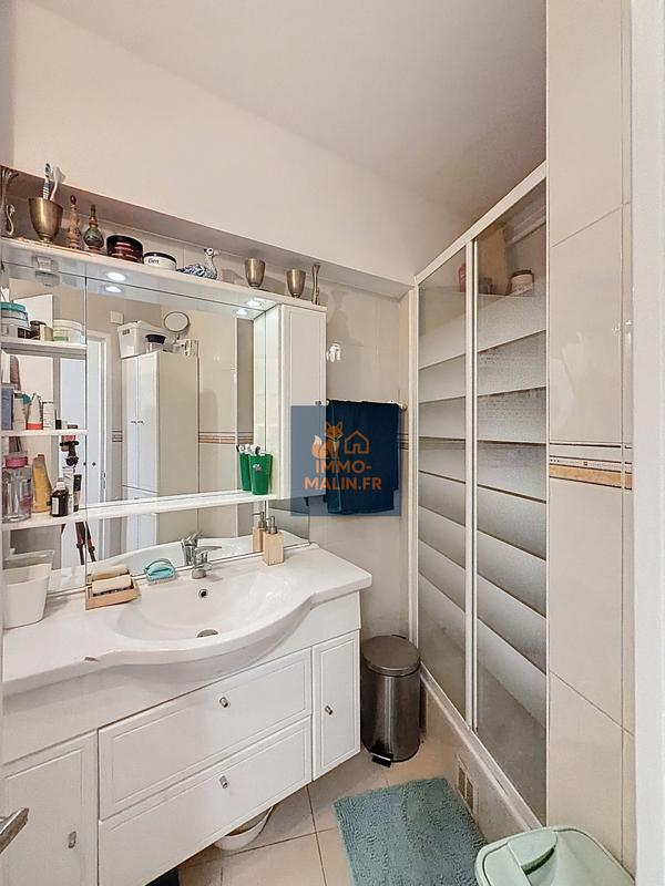 Appartement - 64 m² - 3 pièces