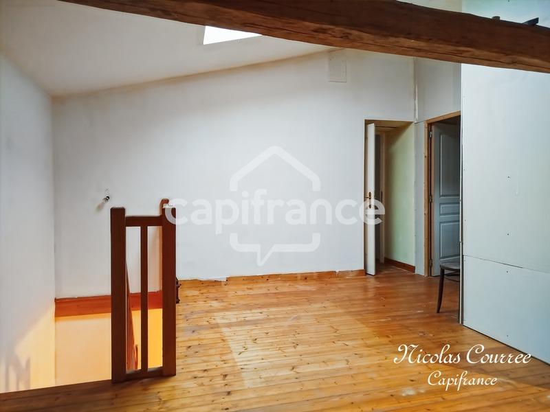 Maison - 189 m² - 8 pièces