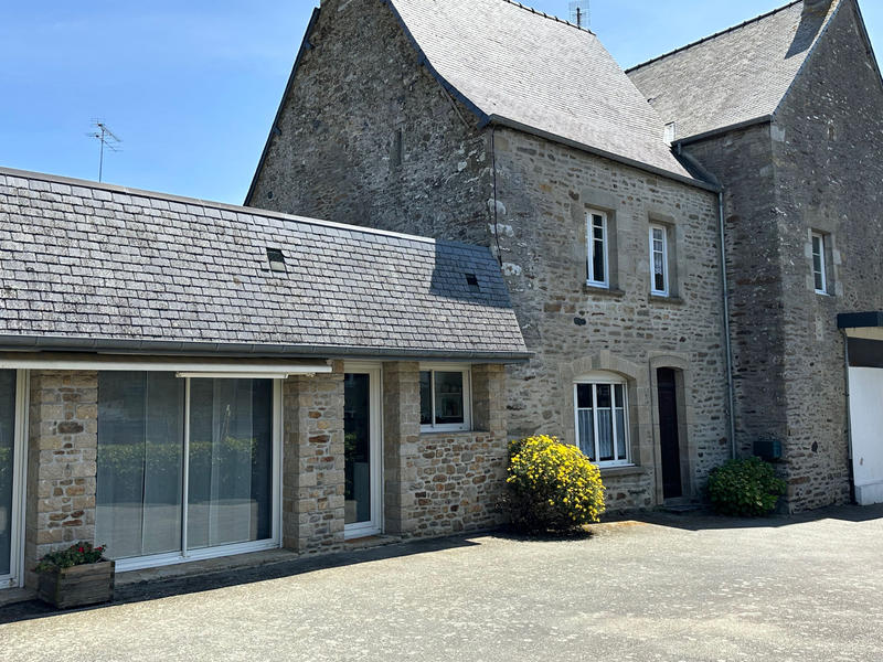 Maison - 159 m² - 6 pièces