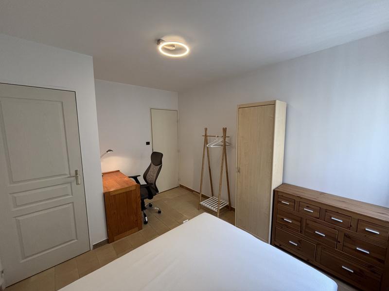 Appartement - 79 m² - 5 pièces