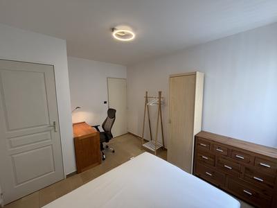 Appartement - 79 m² - 5 pièces