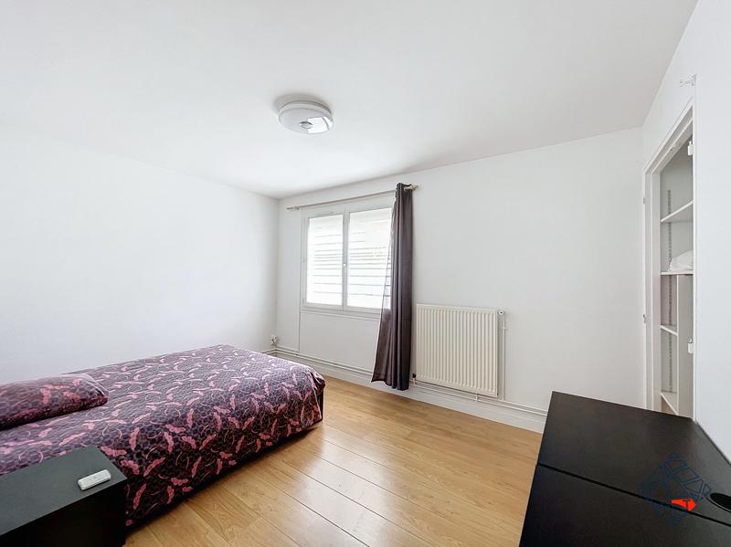 Maison - 91 m² - 5 pièces